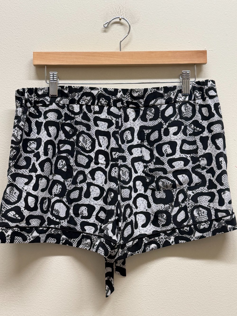 Equipment Femme lounge shorts