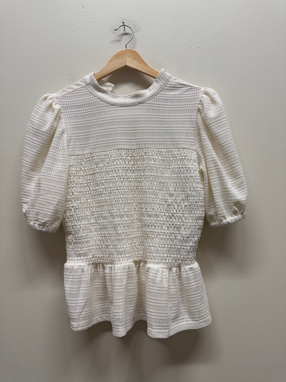 Bagatelle short sleeve mock neck blouse