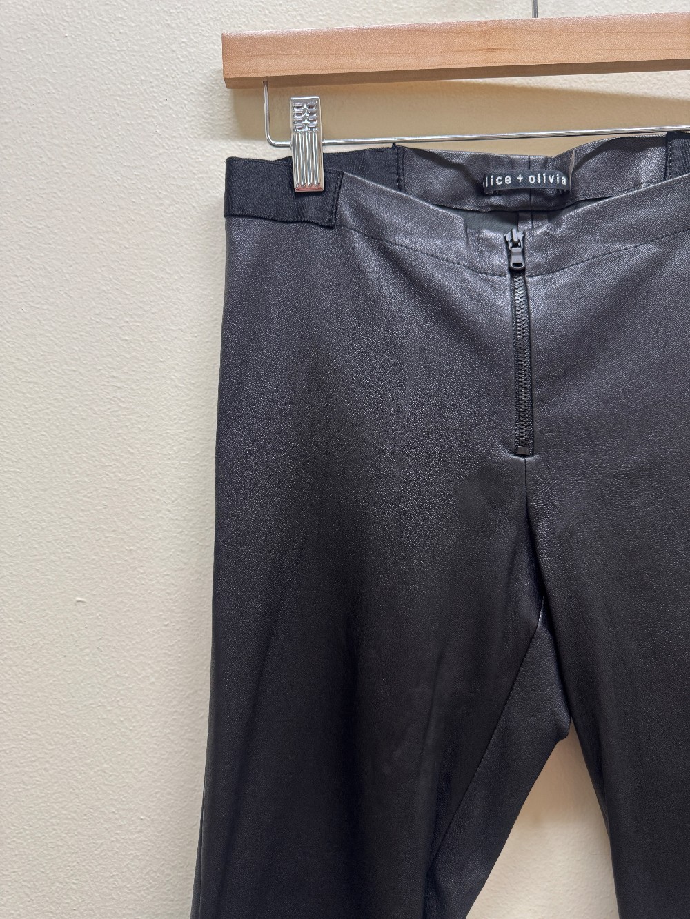 Alice & Olivia leather skinny pants
