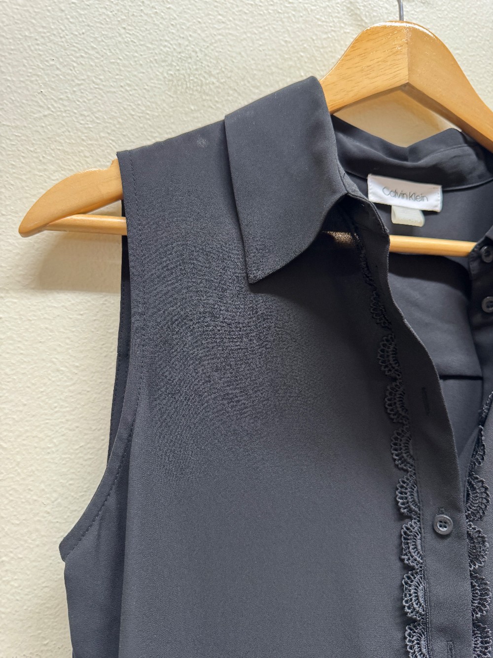 Anne Taylor sleeveless top