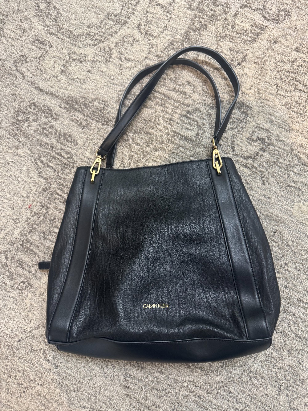 Calvin Klein Reyna oversized hobo
