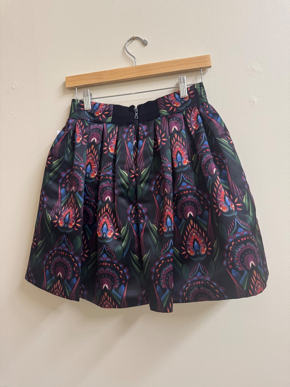 Alice & Olivia mini skirt new with tags