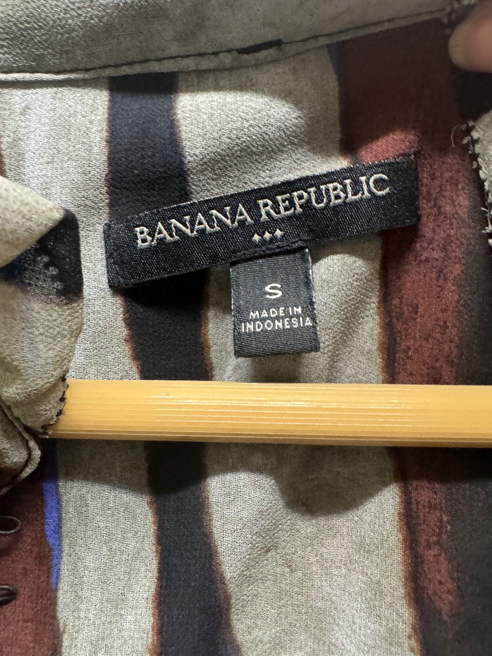 Banana Republic sheerblouse