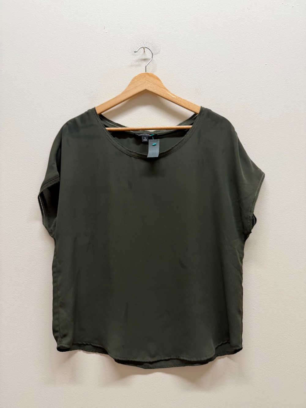 Banana Republic short sleeve blouse