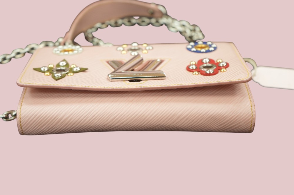 Twist Chain Wallet Flower Limited Edition
