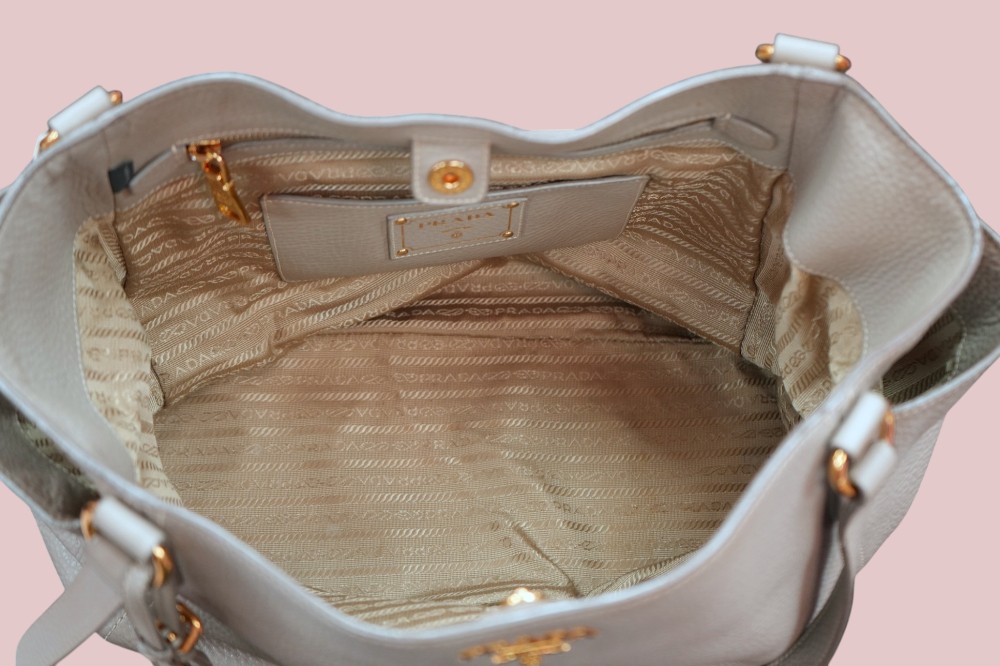 SHOULDER TOTE