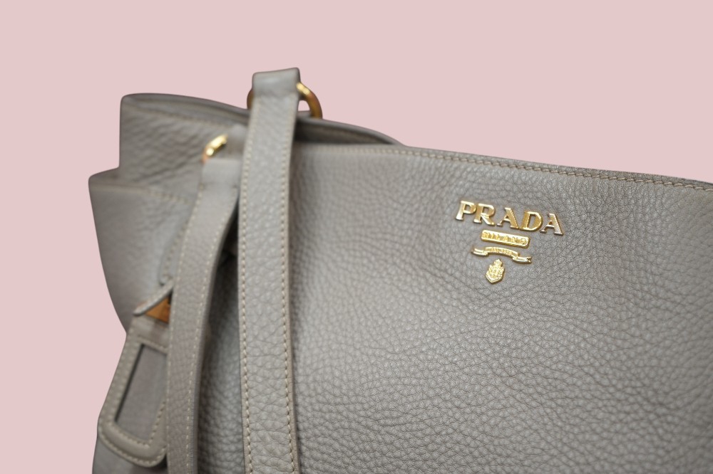 SHOULDER TOTE