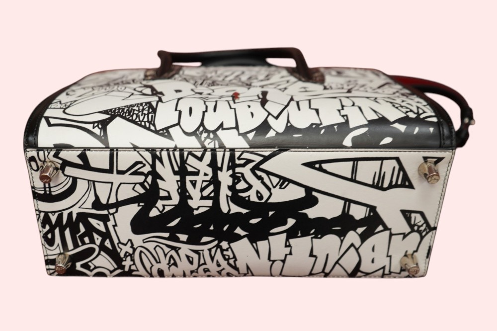 GRAFFITI TOTE