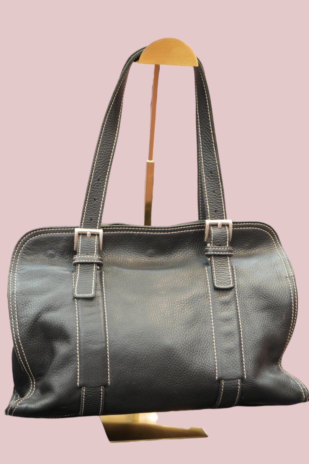 Daino Leather Shoulder Bag