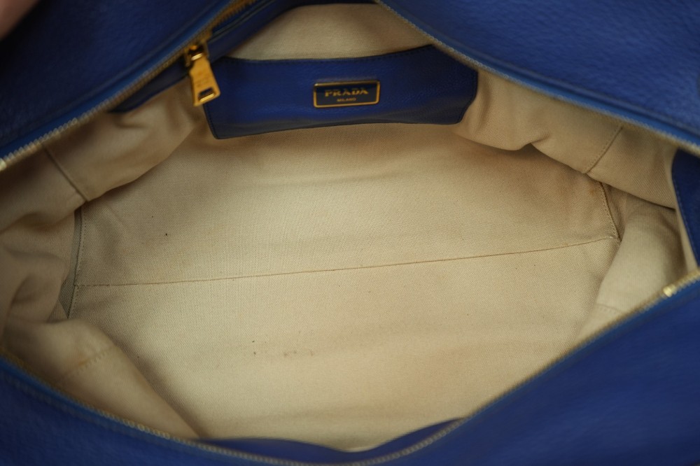 CUIR ZIP