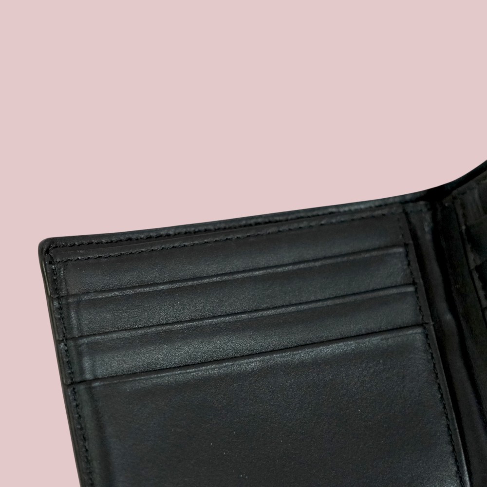 Bi-Fold Flap Wallet