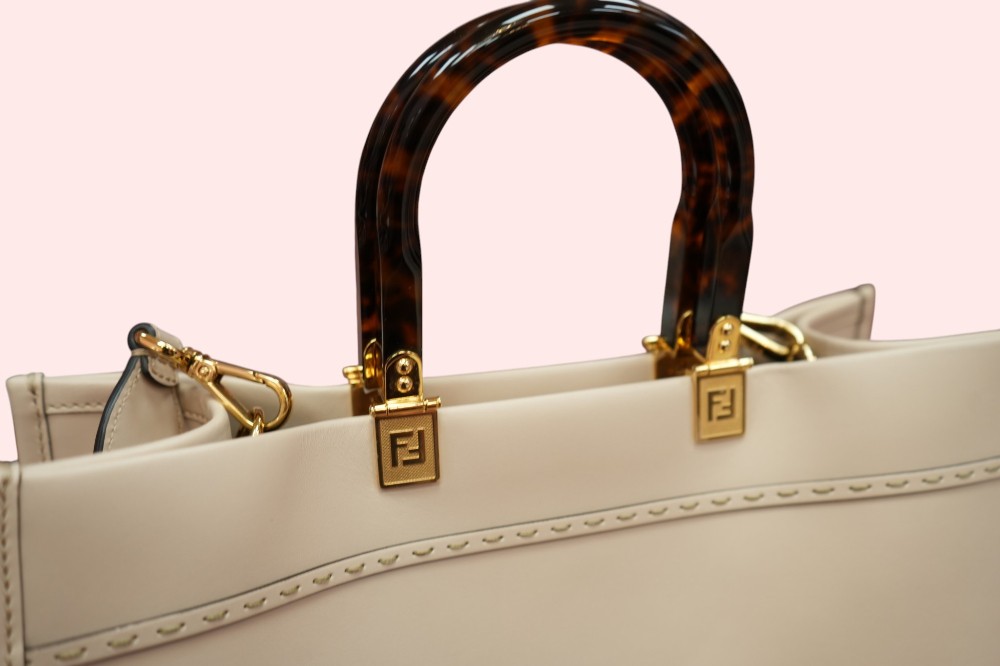 SUNSHINE SHOPPER TOTE