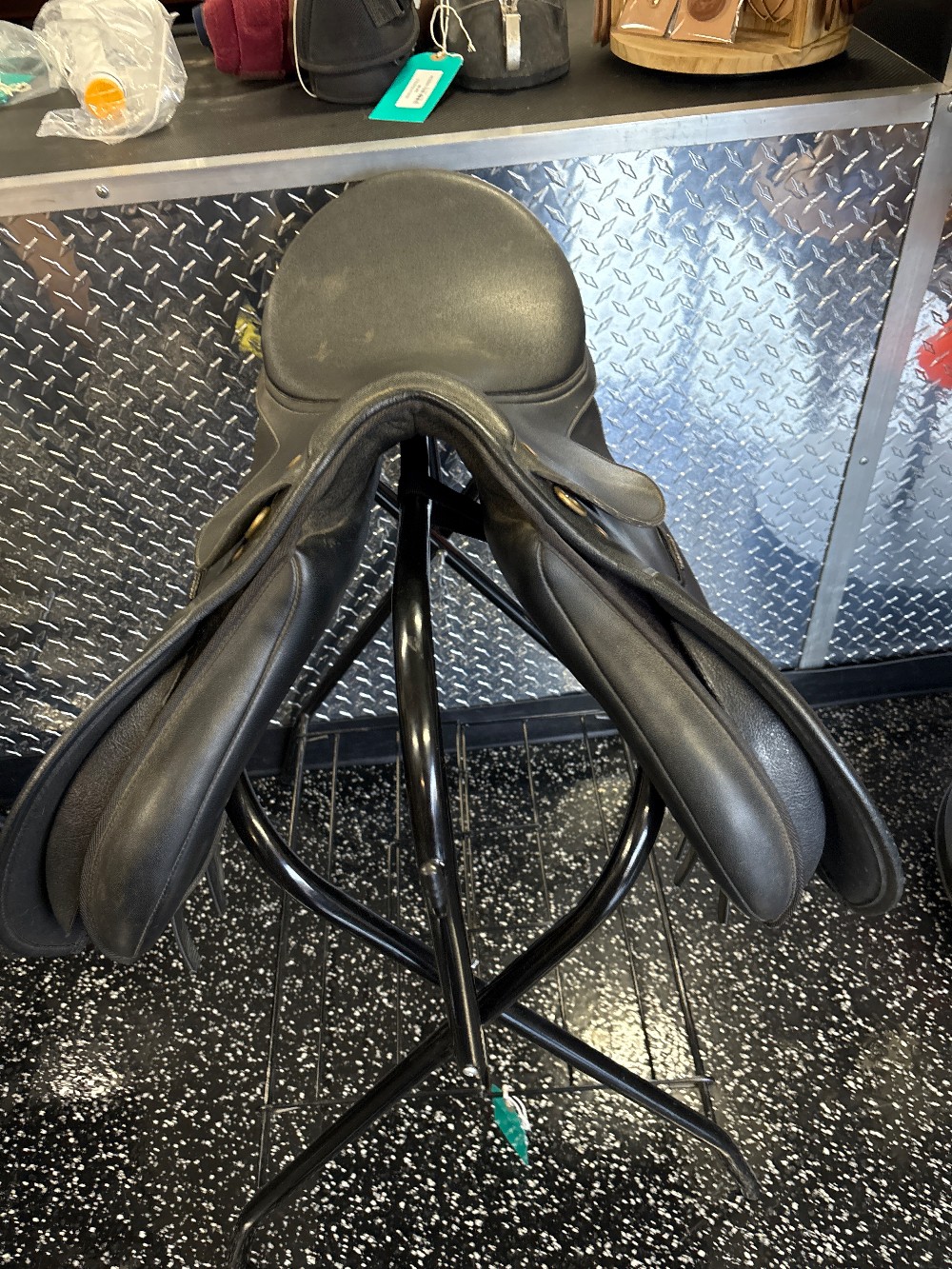 Wintec all purpose Saddle Black 17.5
