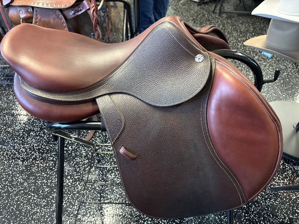 Cwd close contact SE02 17” mw