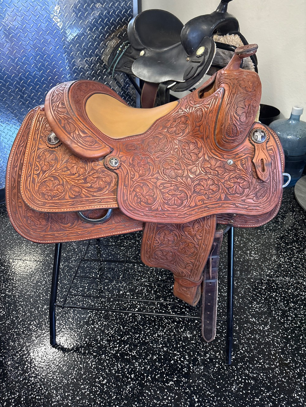 Cactus reining saddle 15.5 8in gullet