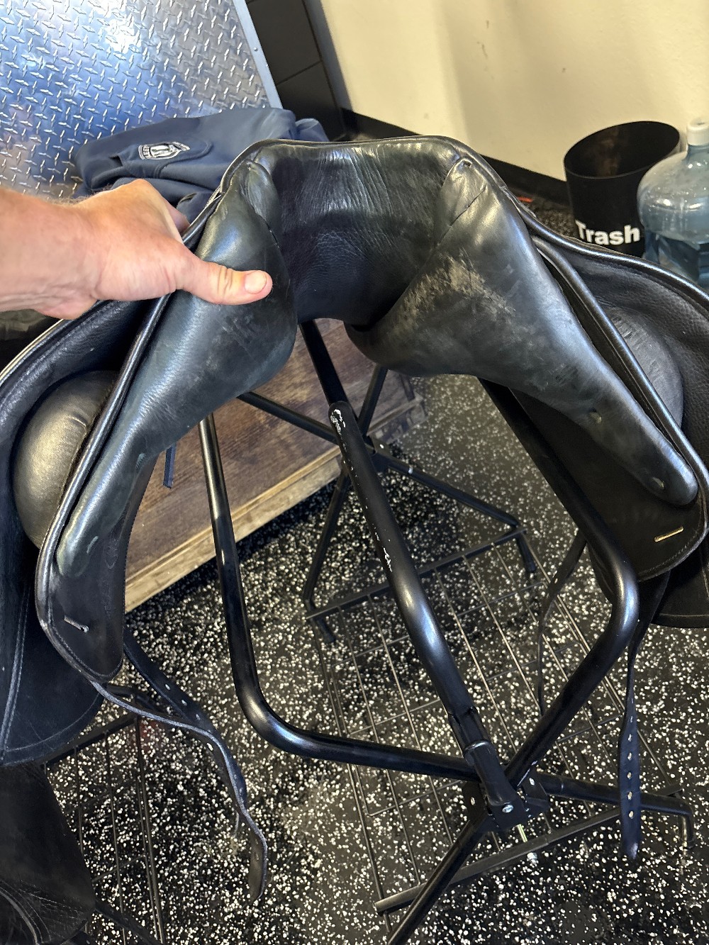 JES Ride International 18.5” with cover