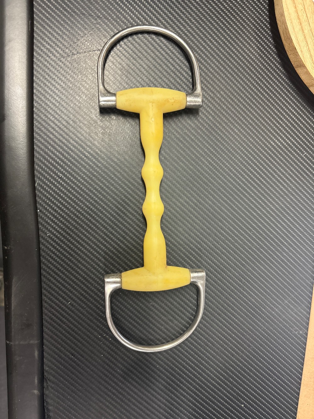 Egg butt snaffle