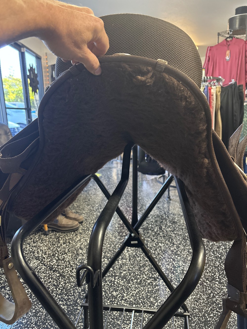 Tough1 western treeless saddle