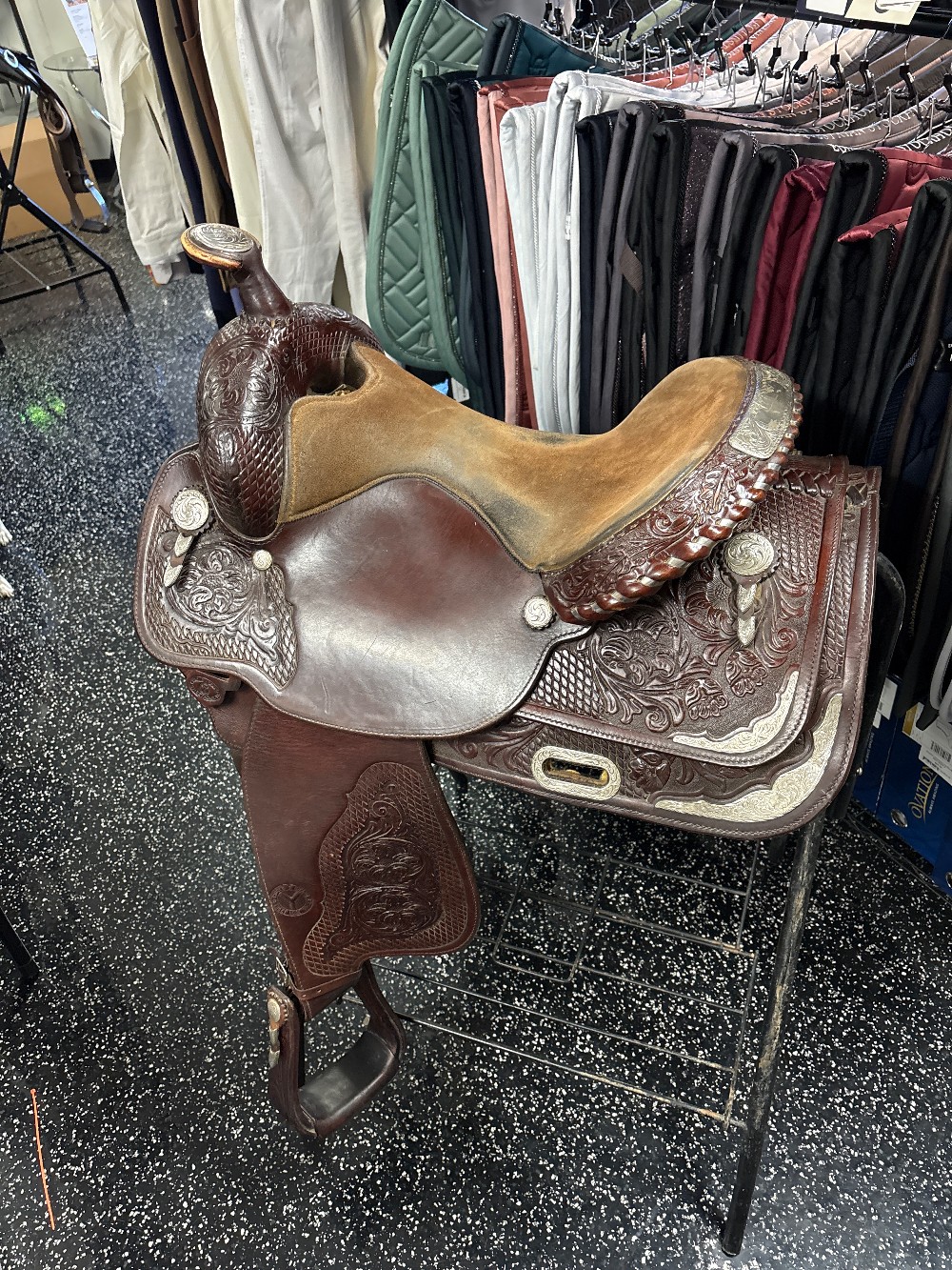 Circle Y Equitation saddle 15.5in