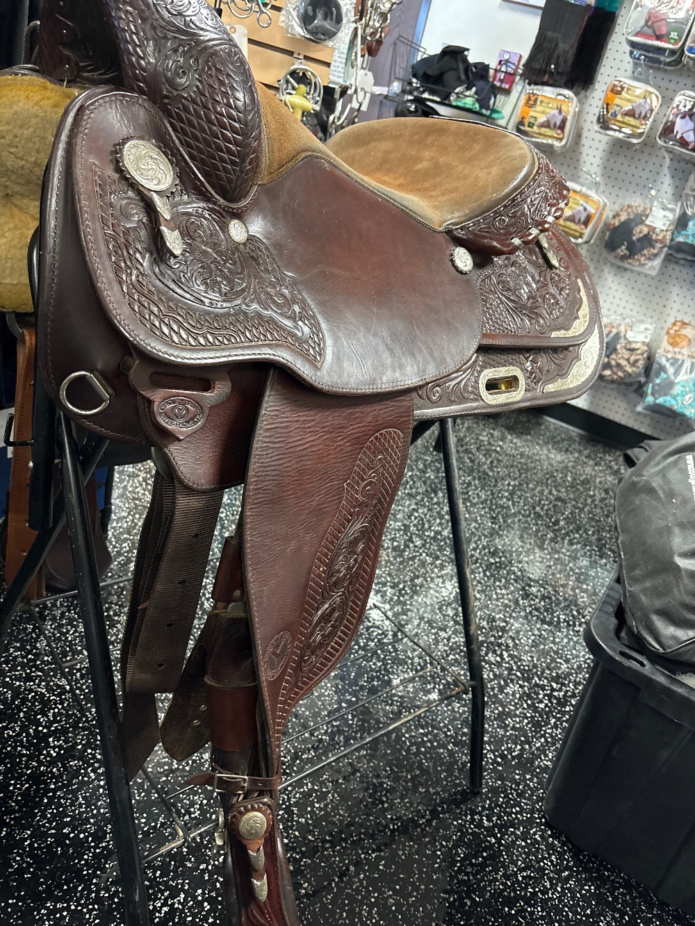 Circle Y Equitation saddle 15.5in
