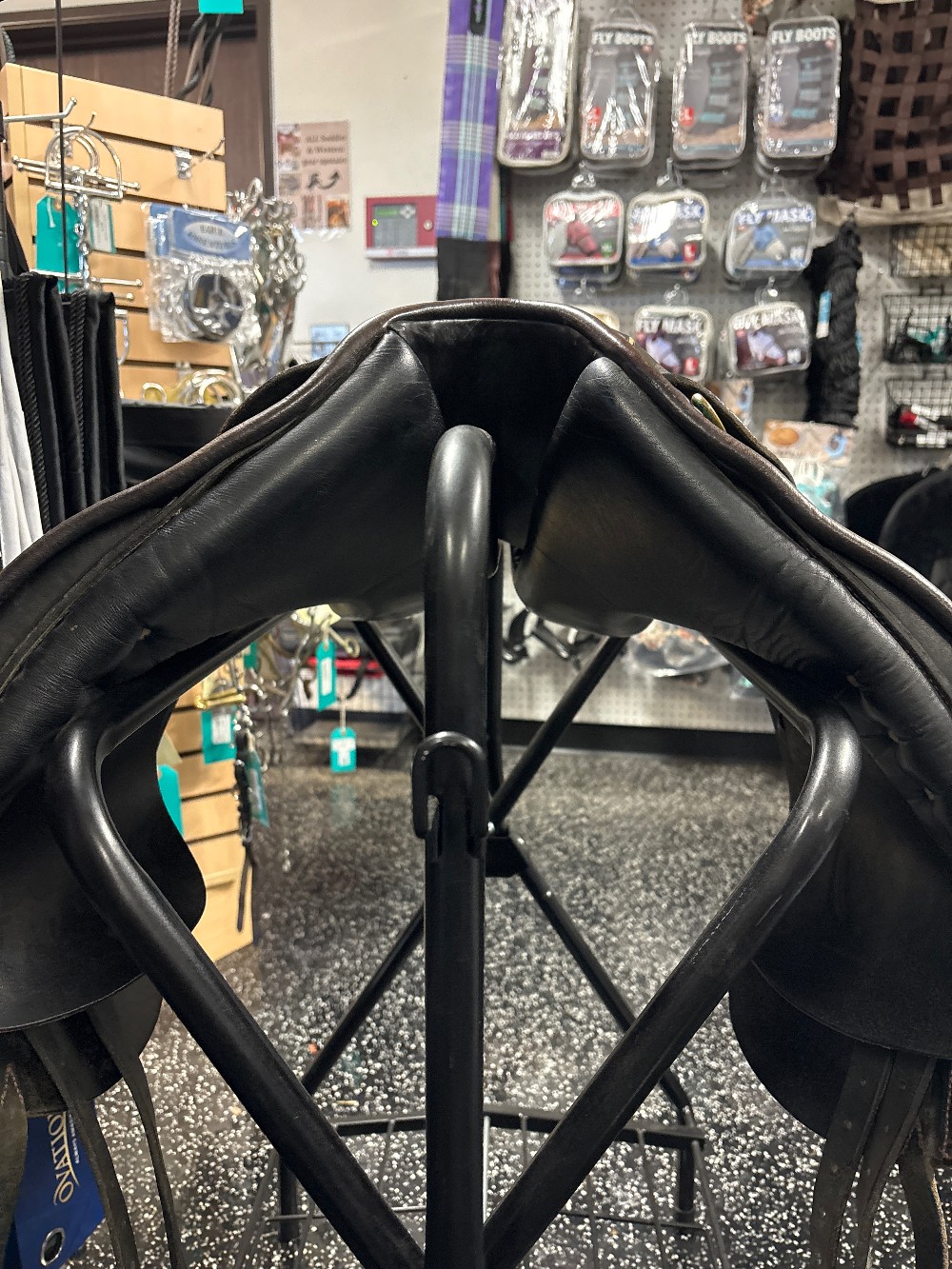 Collegiat Dessage Saddle 17in