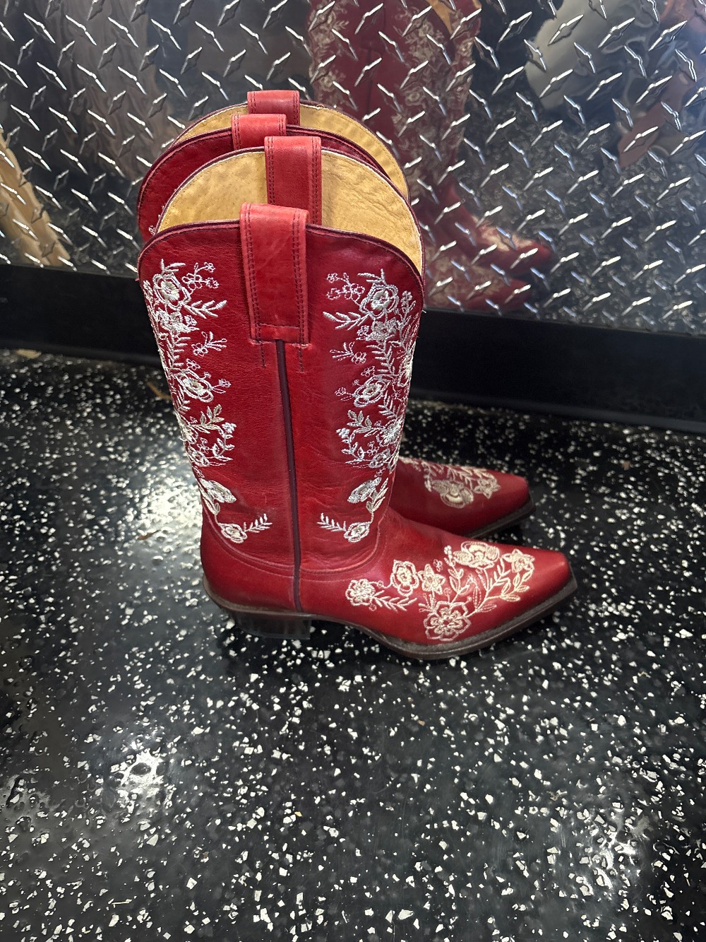 Sheyanne Boots Red W/Floral 7
