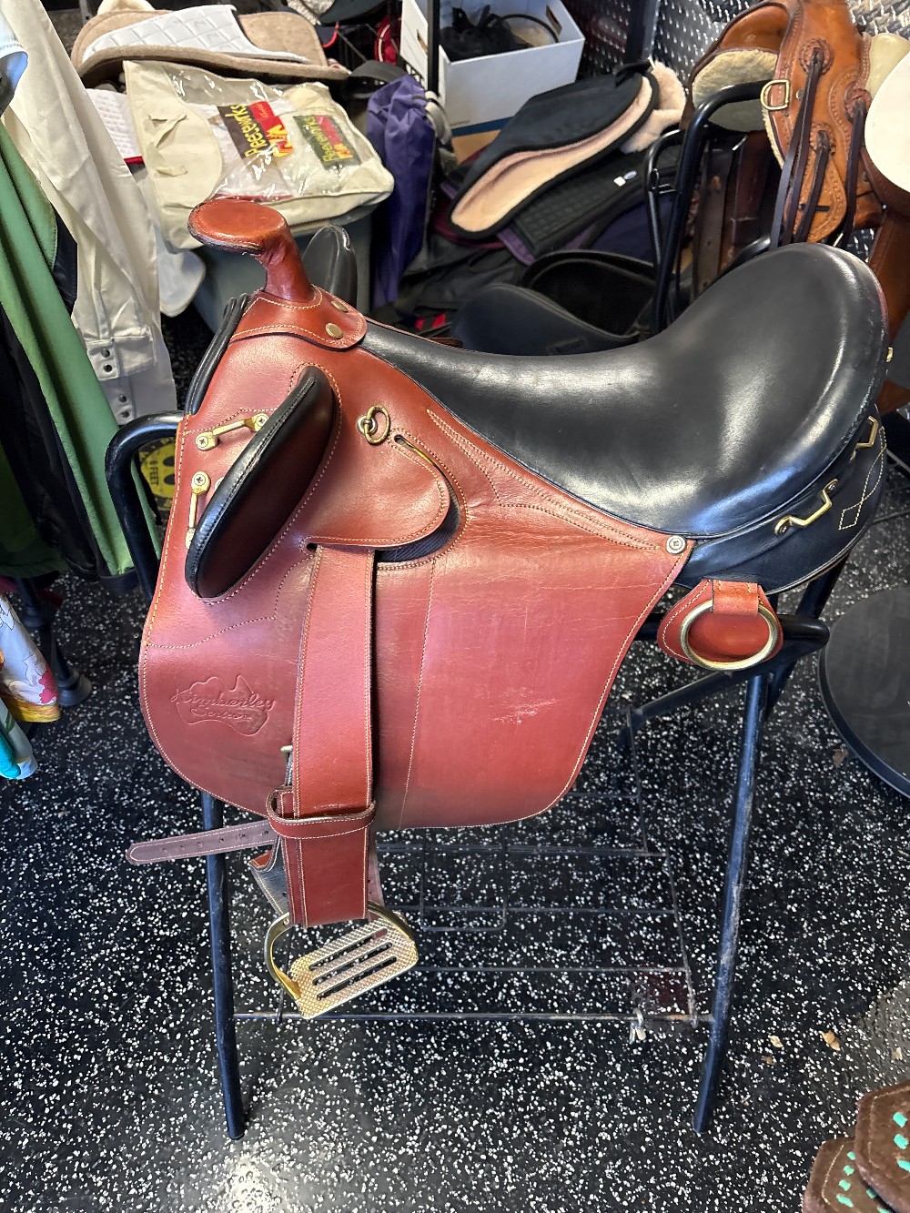 Australian Down Under Saddlery 16”