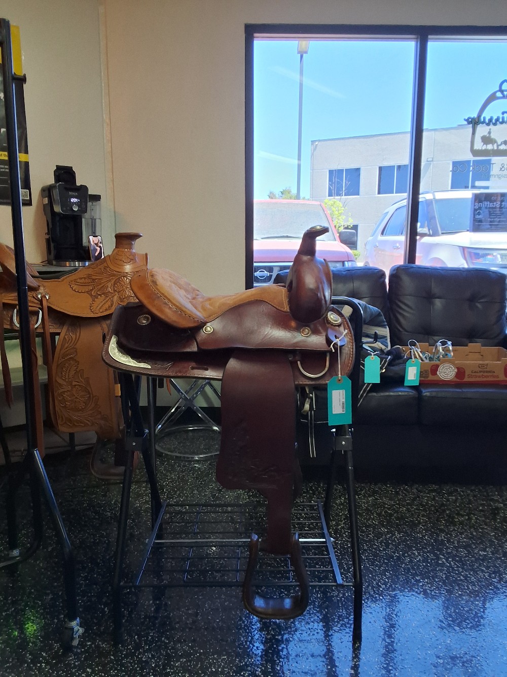 T western saddle 15in