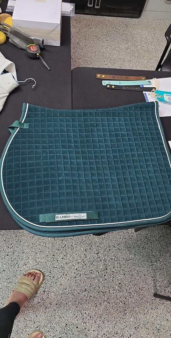 Full dressage pad