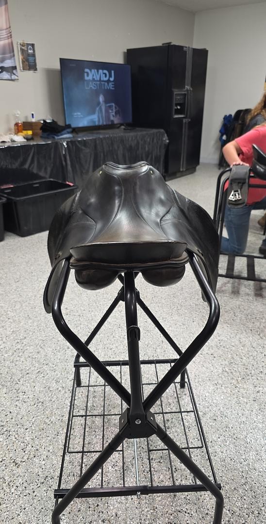 All purpose saddles 17in passier