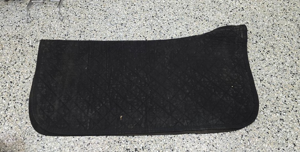 Saddle pad