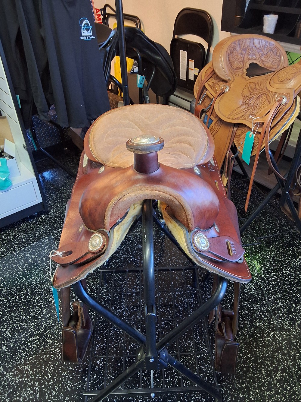 T western saddle 15in