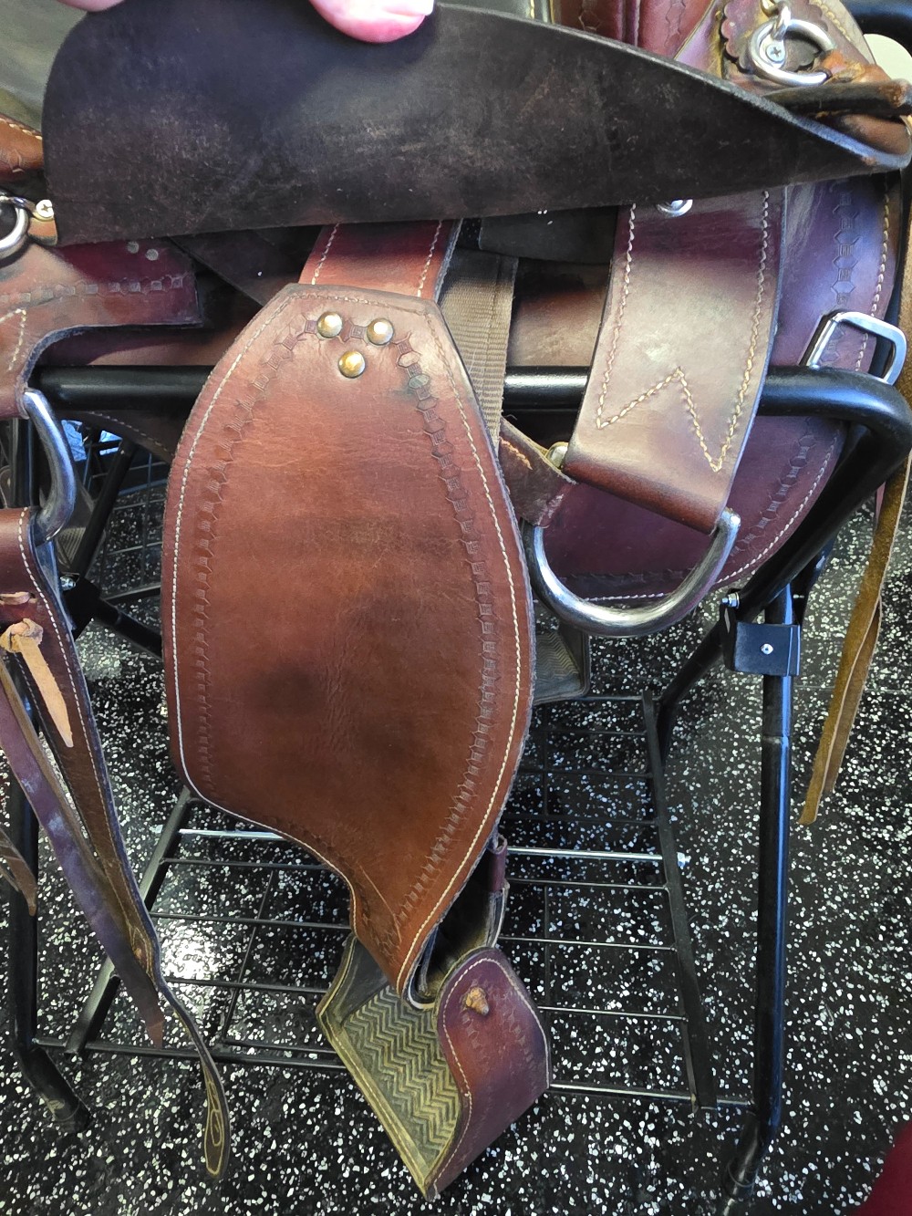 16in  trail saddle (unknown maker)