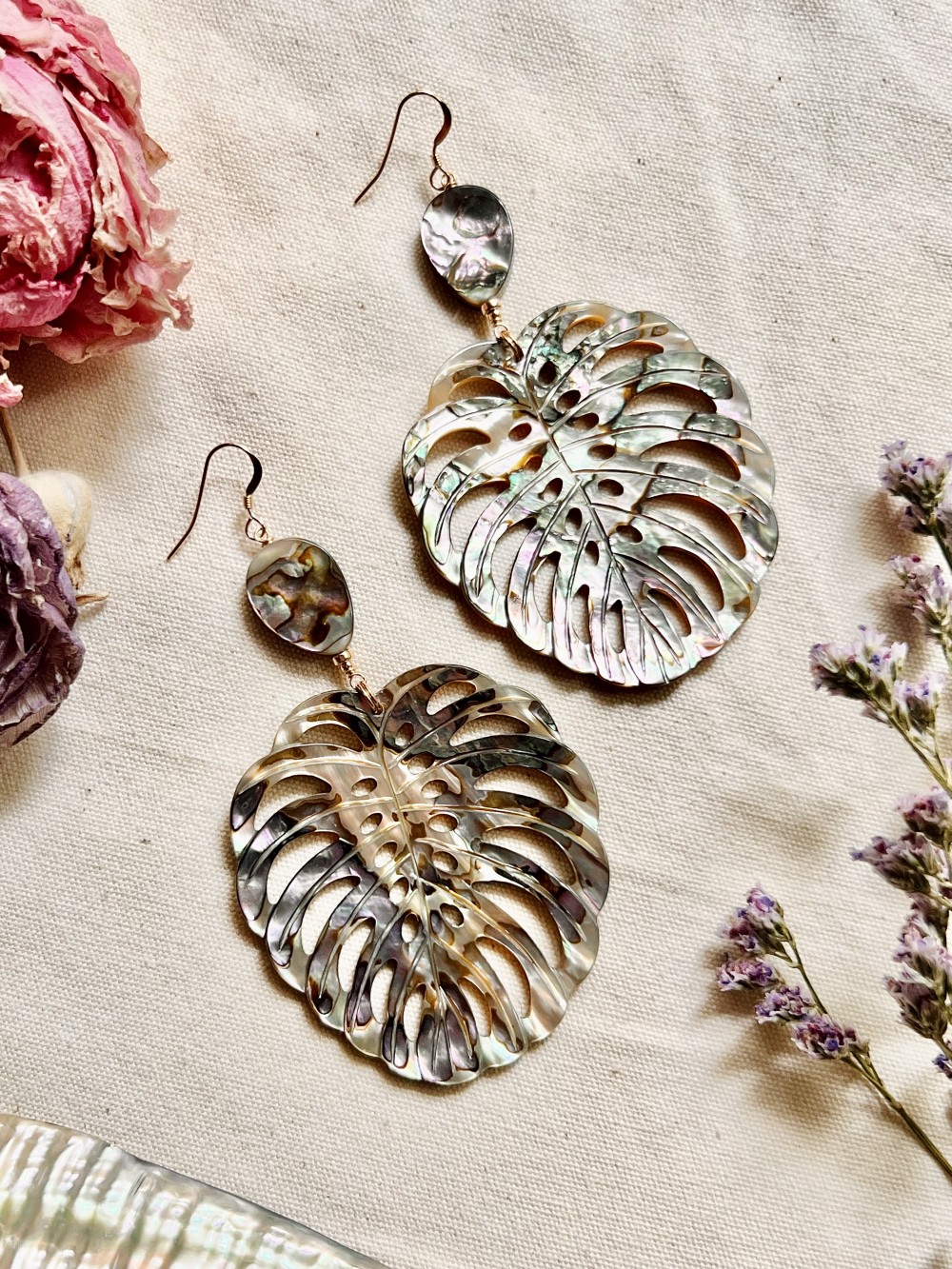 Jewelry & Accessories
