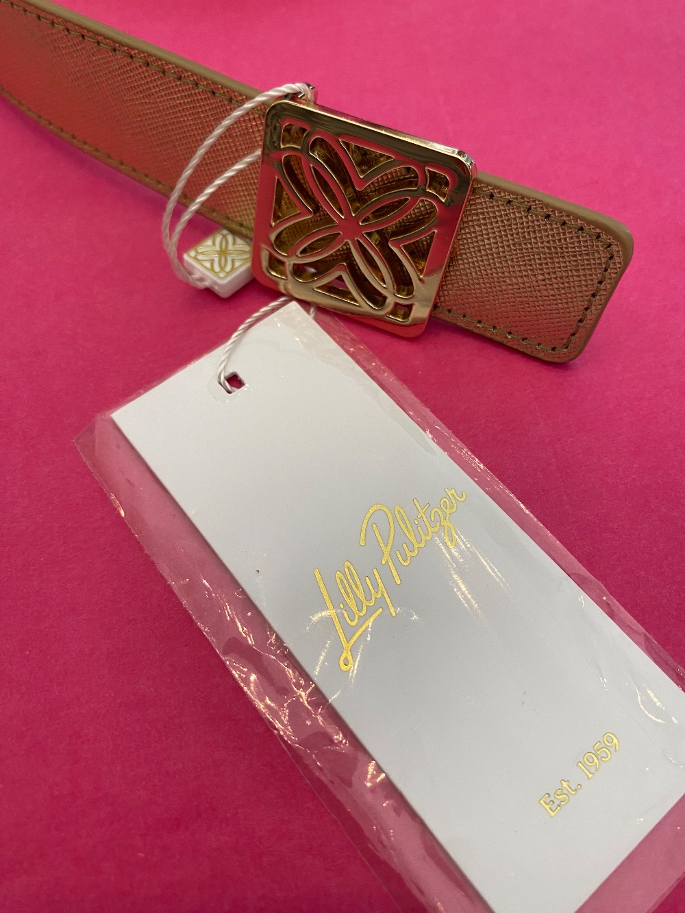 Lilly Pulitzer belt NEW size L/XL fits like a medium