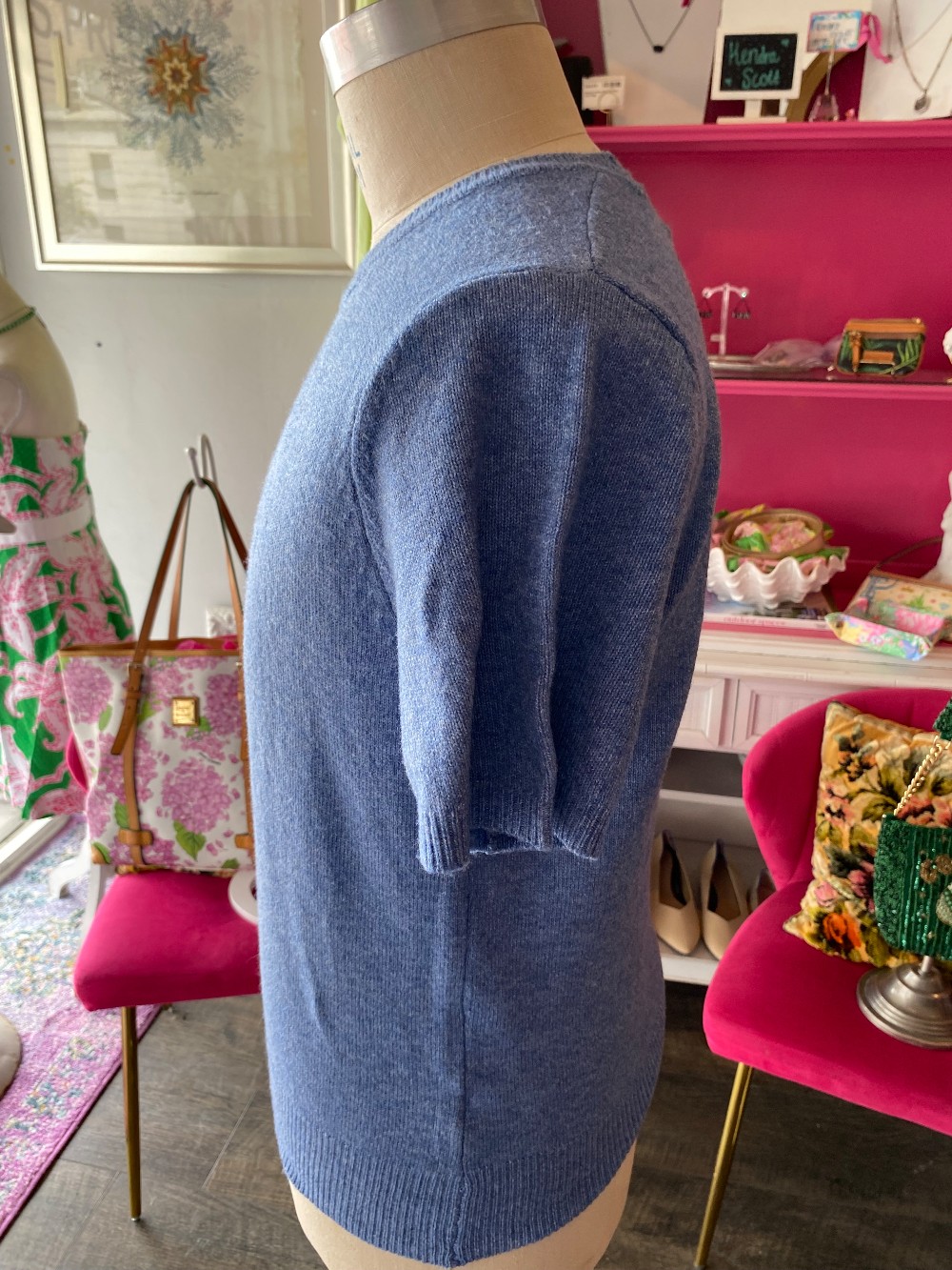 Truth by Republic sweater size XL