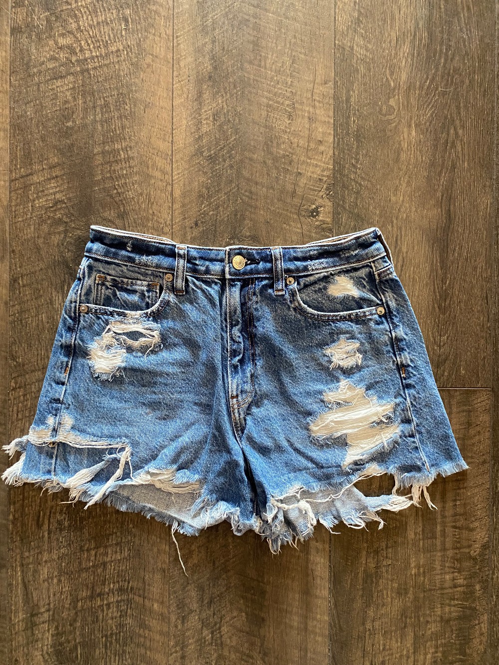 American Eagle Denim Shorts size 6