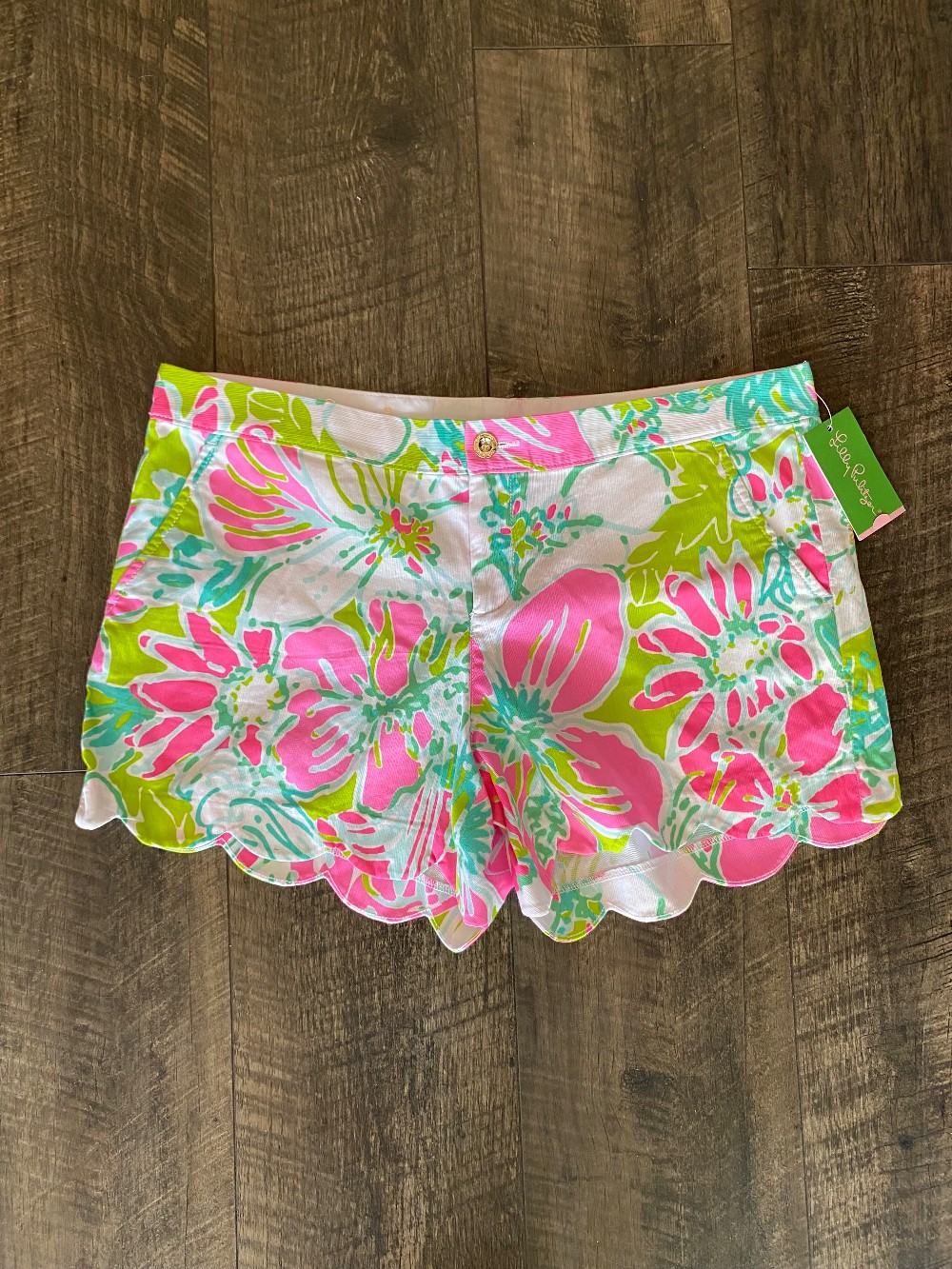 Lilly Pulitzer Buttercup short size 14 NWT