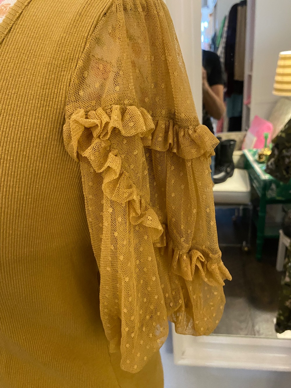Maeve Gold shirt S M