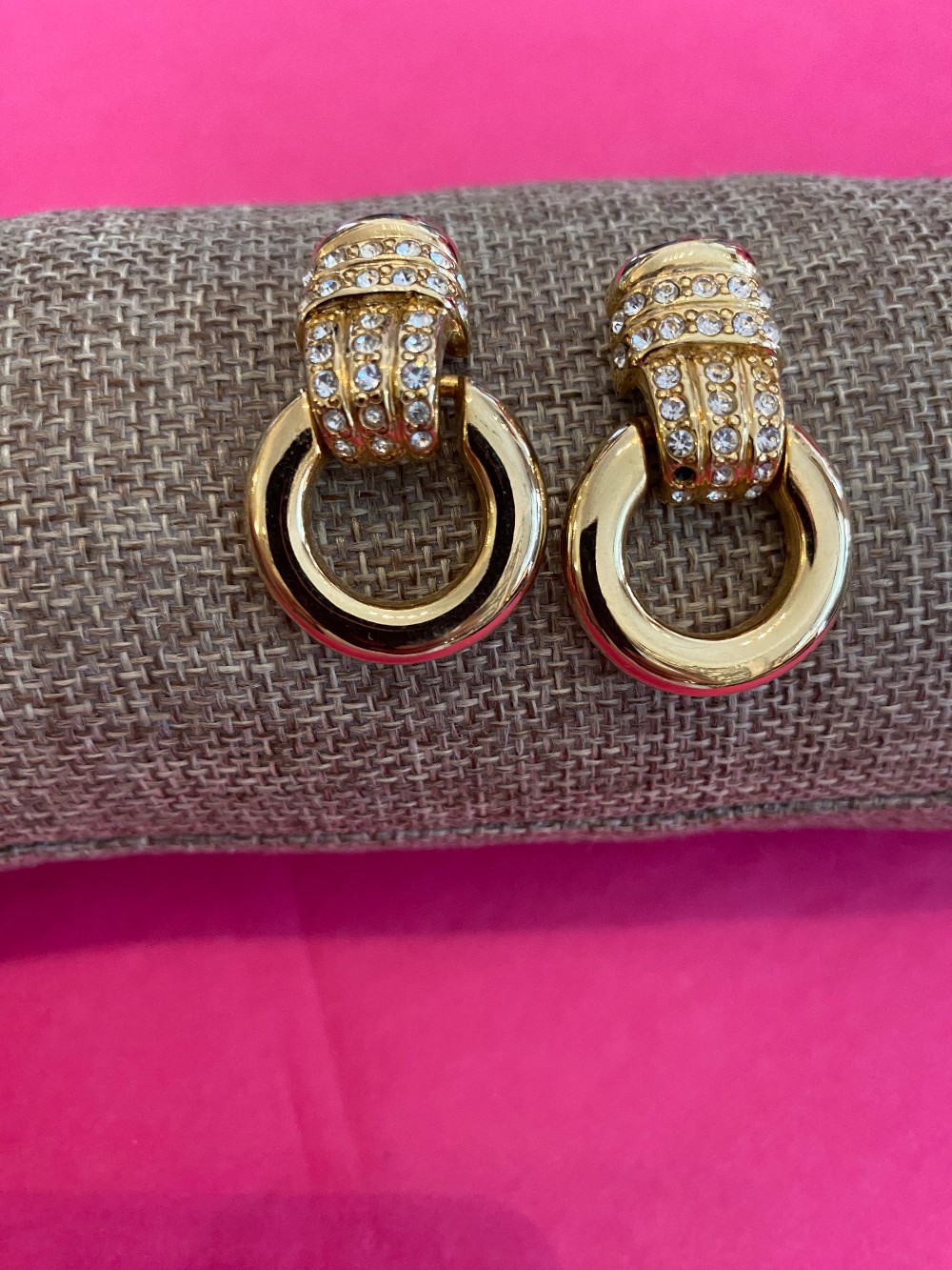 E. Pearl vintage earrings
