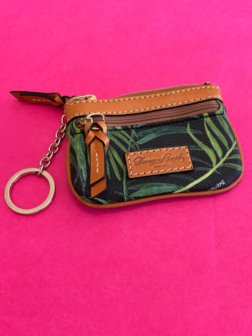 Dooney & Bourke tropical change purse