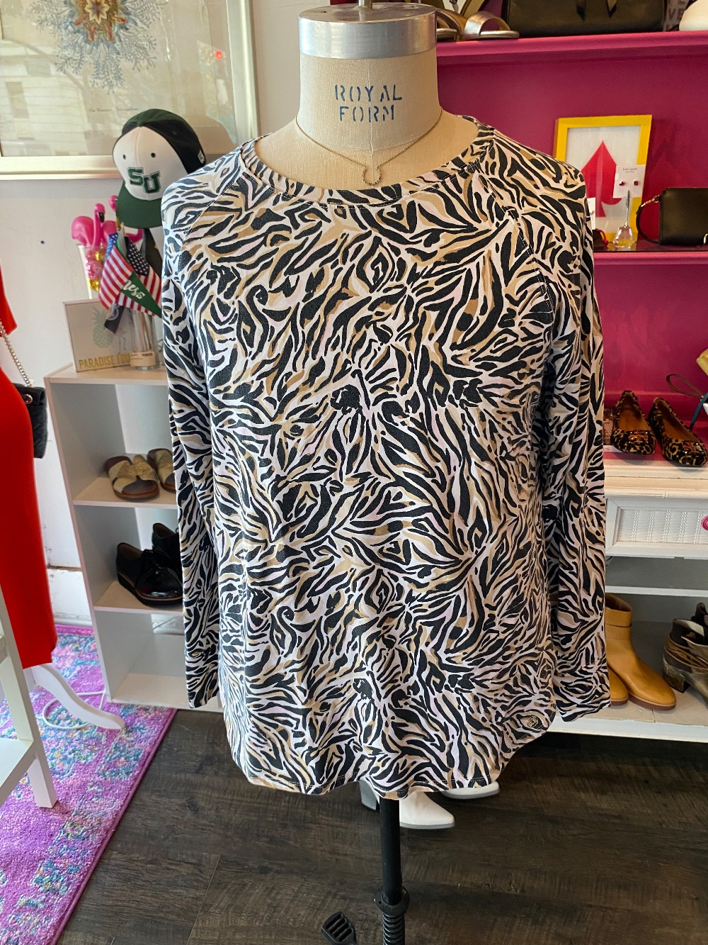 Lilly Pulitzer size XL luxletic pullover