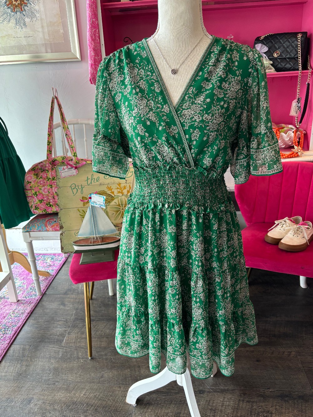 Ms Preppy Pants Consignment | Dresses - Medium Sizes 8 -10 | 0AV01S Ms Preppy Pants Consignment | Dresses - Medium Sizes 8 -10 | 0AV01S