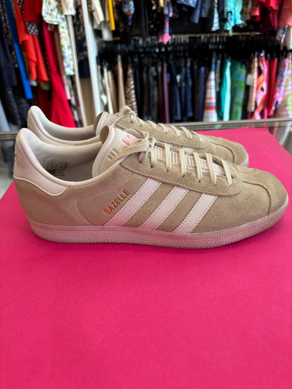 Adidas Gazelle size 9