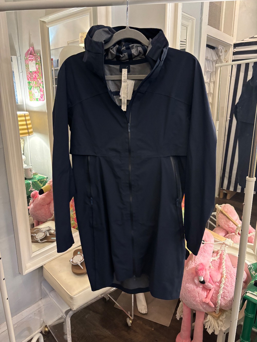 Lululemon navy blue rain jacket size 6