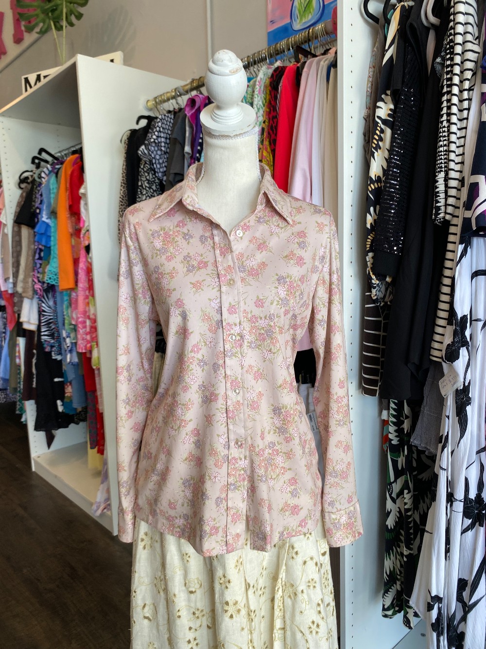 Vintage cream floral blouse size Small