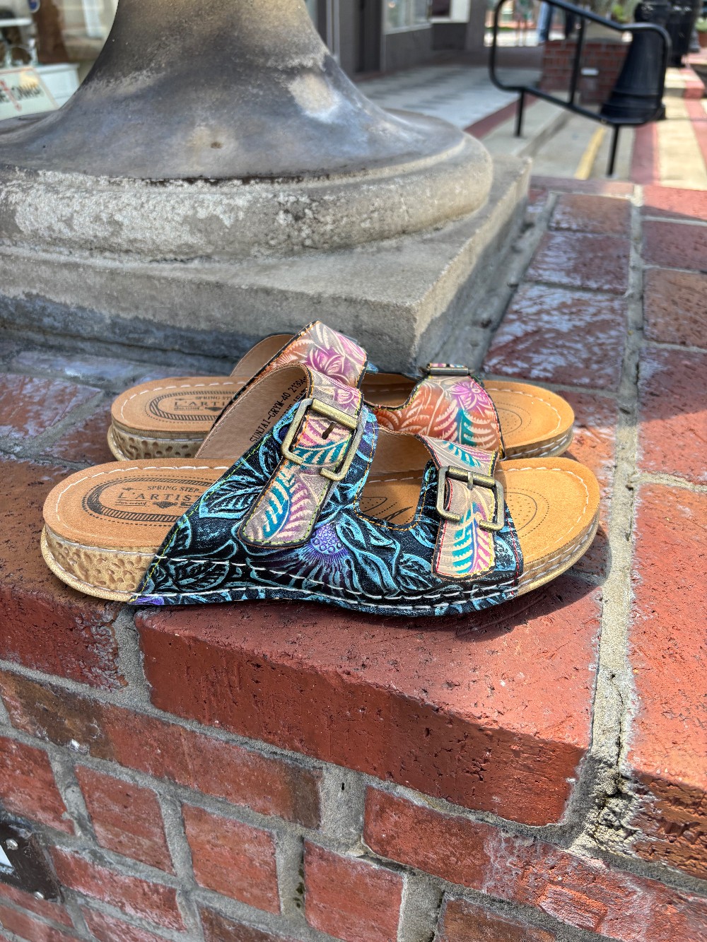 L'Artiste Sungai Floral Slide Sandals size 40 (10)