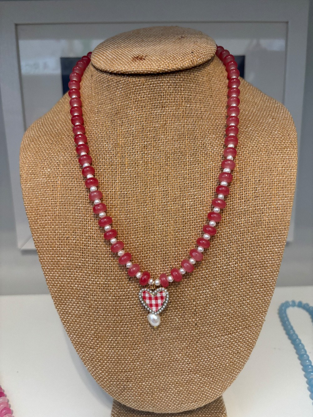 Casa Piper South Pink and White beaded necklace with heart charm