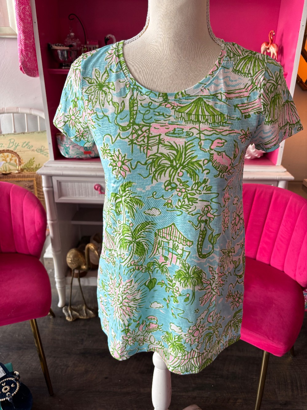 Lilly Pulitzer tee size XXS NWT