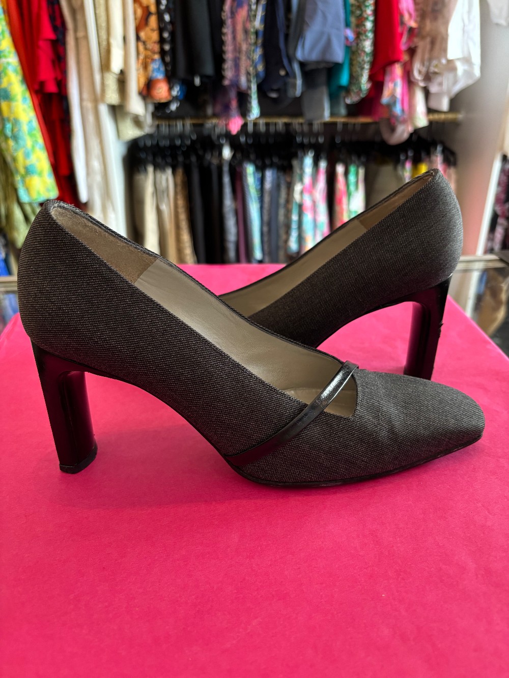 Charles Jourdan Vintage heels size 7.5